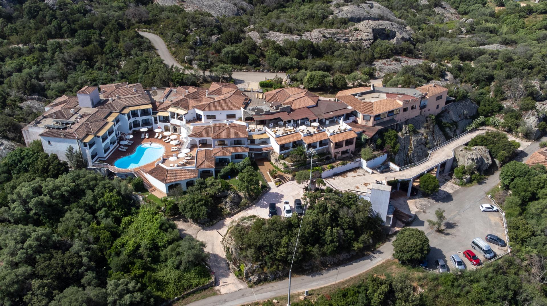 Panoramisch bergzicht — Hotel Pedra Santa