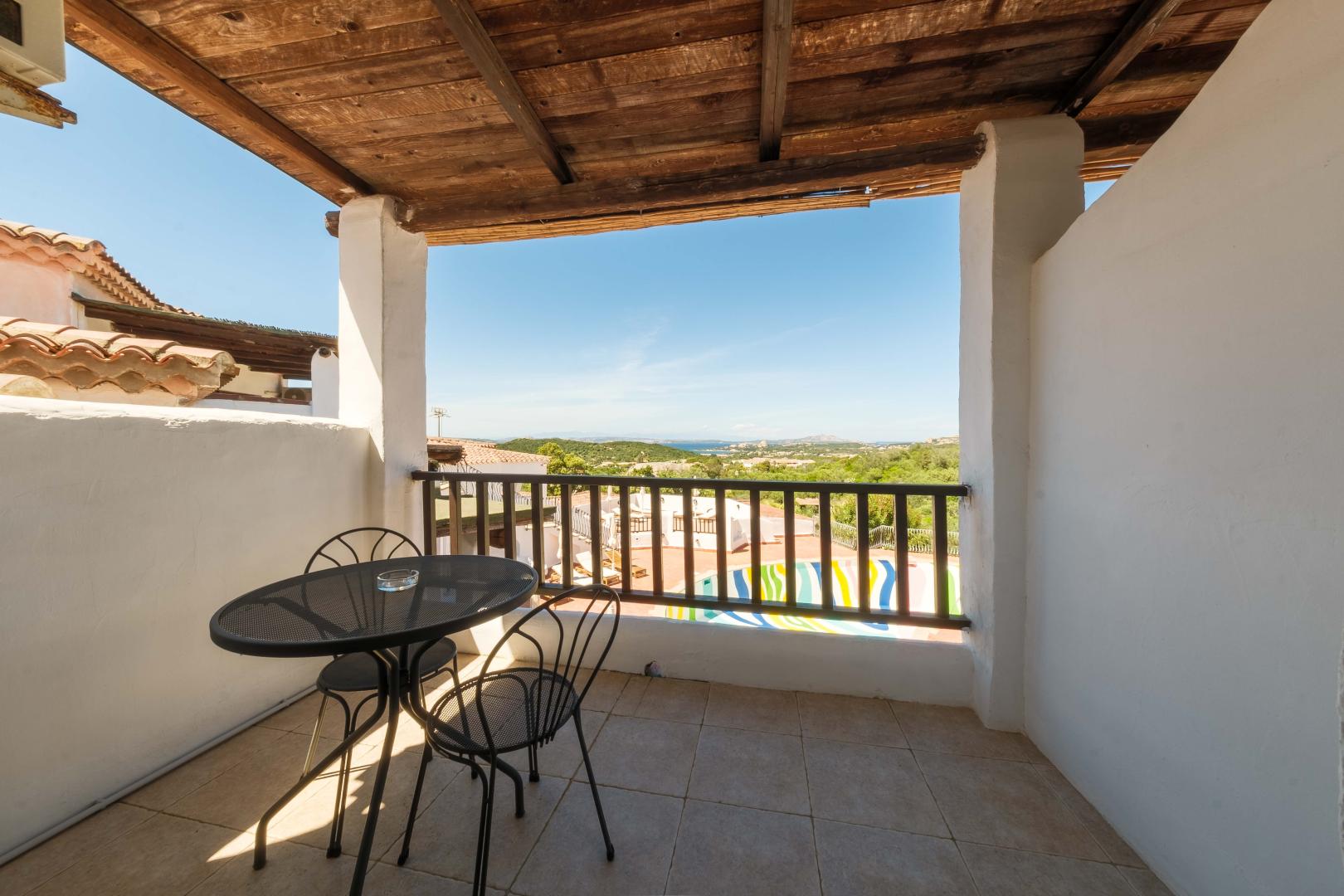 Zeezicht vanaf het balkon — Hotel Pedra Santa