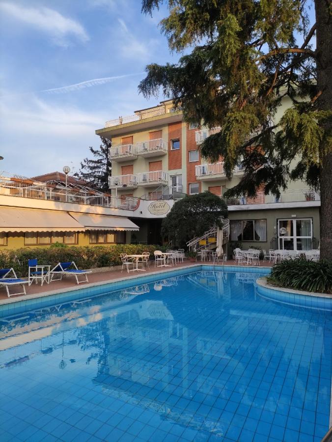 Bergamo Mare.