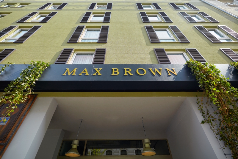 Max Brown 7th District Wien foto 5