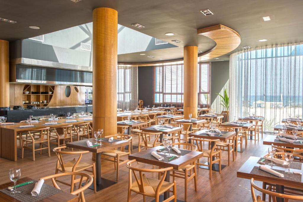 Protur Roquetas Hotel & Spa image 3