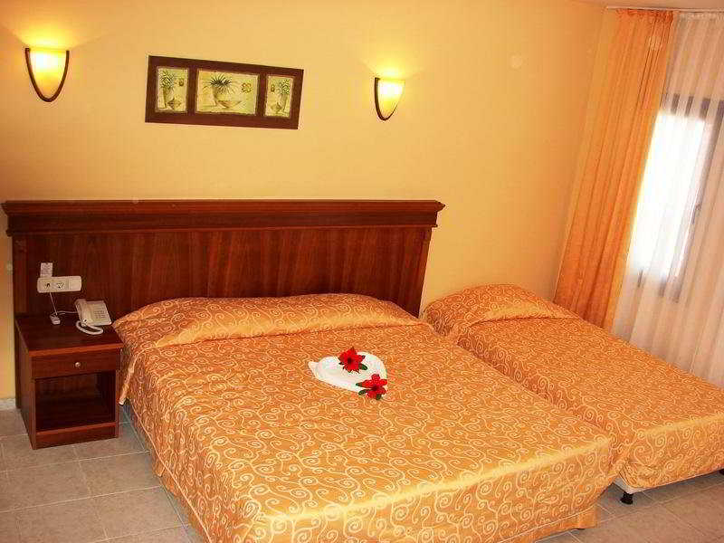 Golden Age Crystal Bodrum image 1