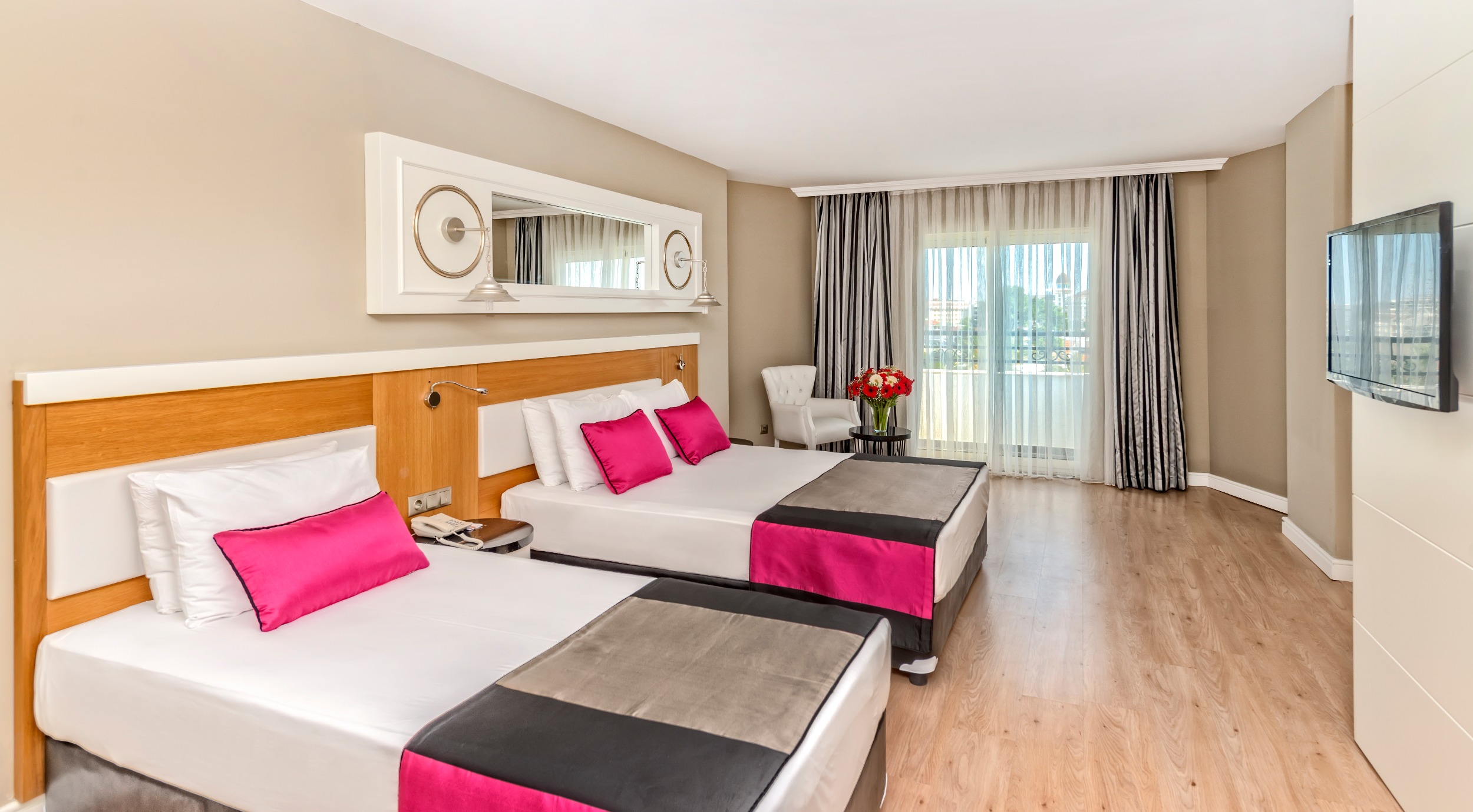 Serenis Hotel foto 10