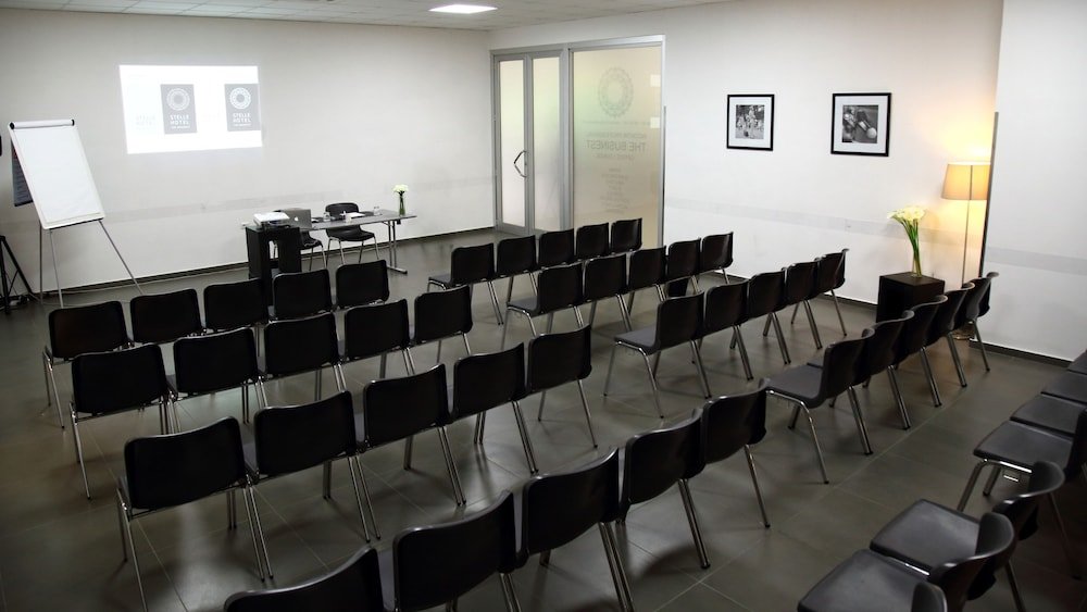 Stelle Hotel The Businest foto 15