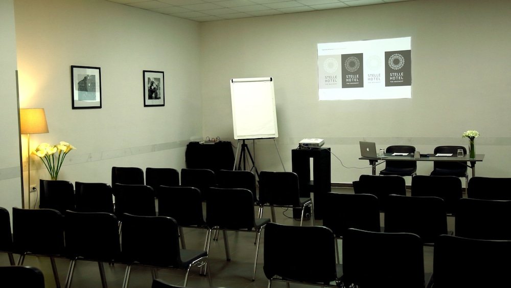 Stelle Hotel The Businest foto 12