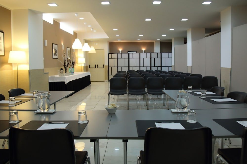 Stelle Hotel The Businest foto 14