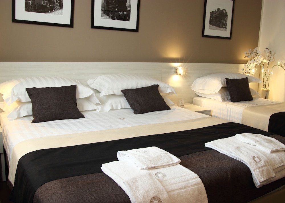 Stelle Hotel The Businest foto 45
