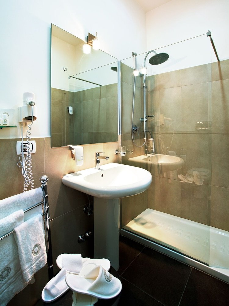 Stelle Hotel The Businest foto 8