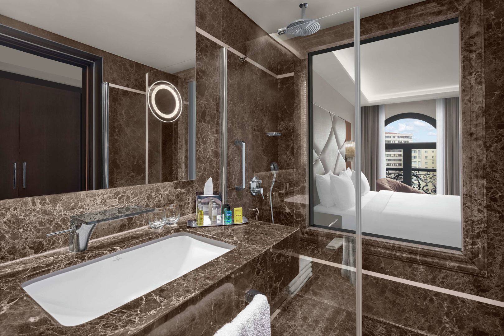 DoubleTree by Hilton Istanbul Gayrettepe foto 89