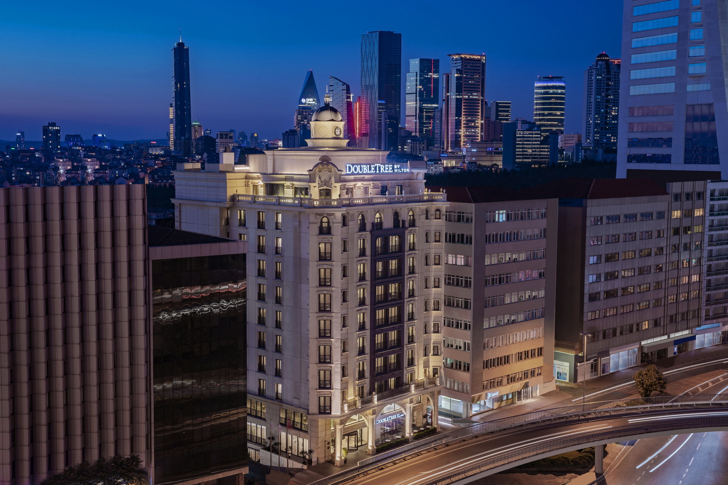 DoubleTree by Hilton Istanbul Gayrettepe foto 132