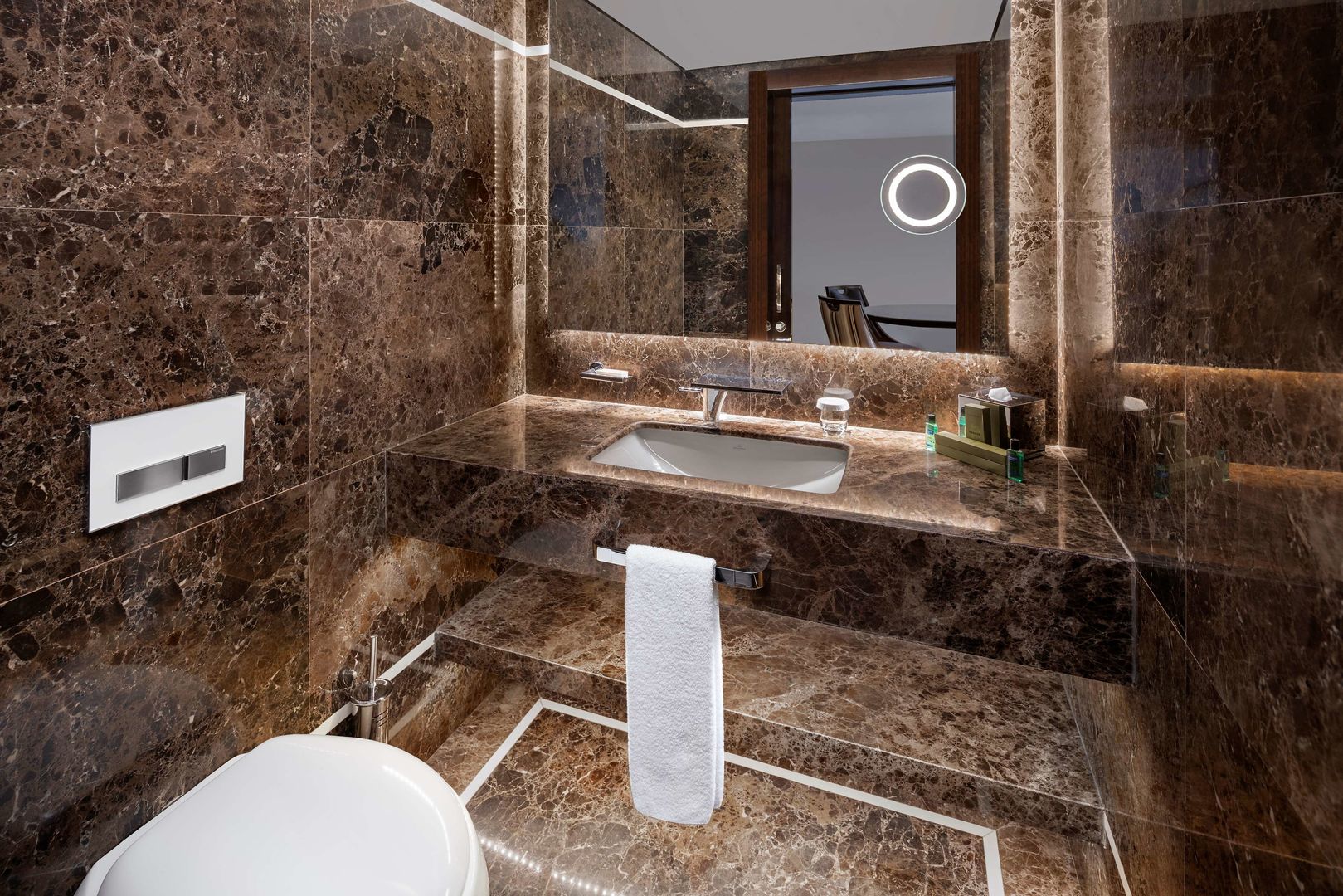 DoubleTree by Hilton Istanbul Gayrettepe foto 59