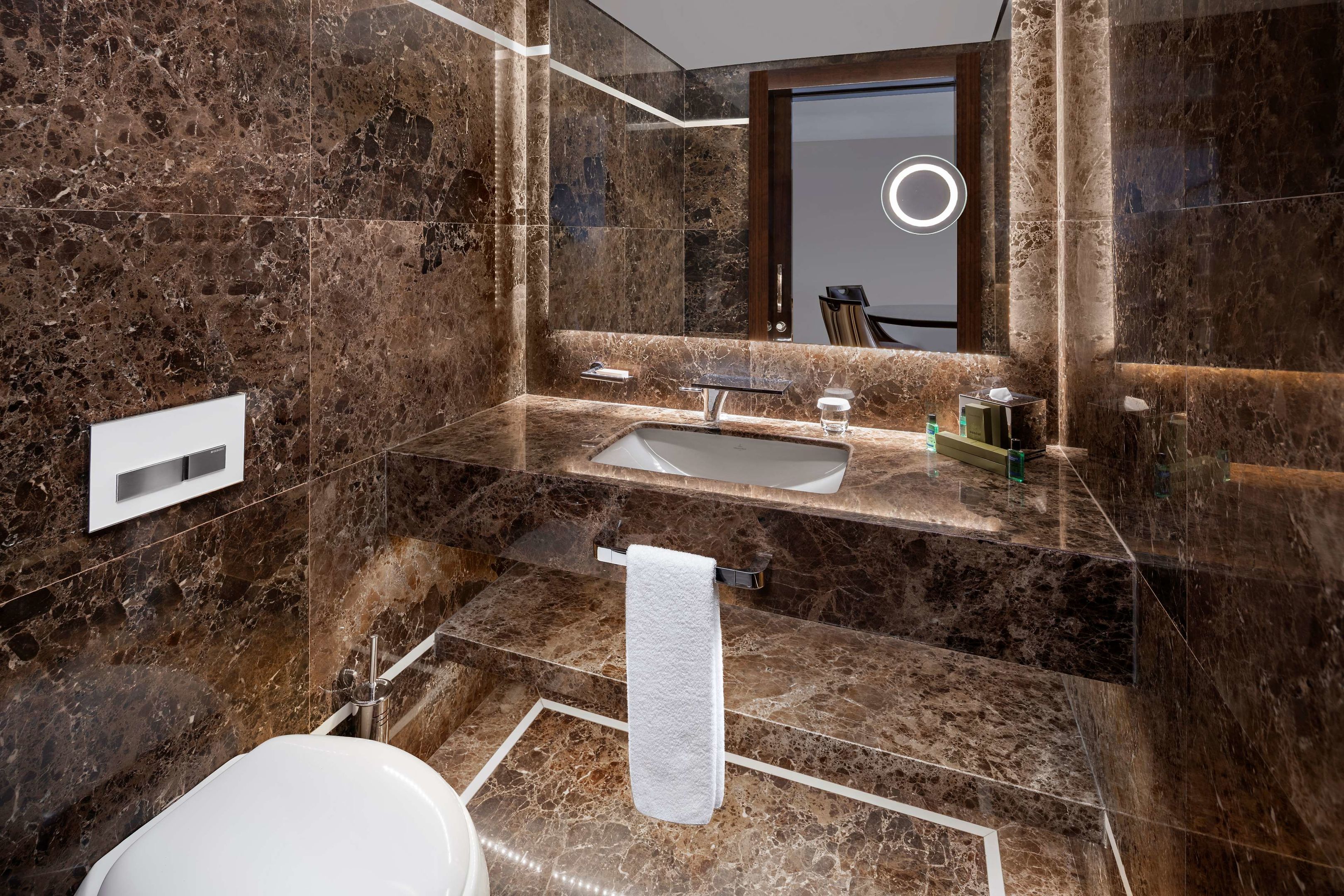 DoubleTree by Hilton Istanbul Gayrettepe foto 60