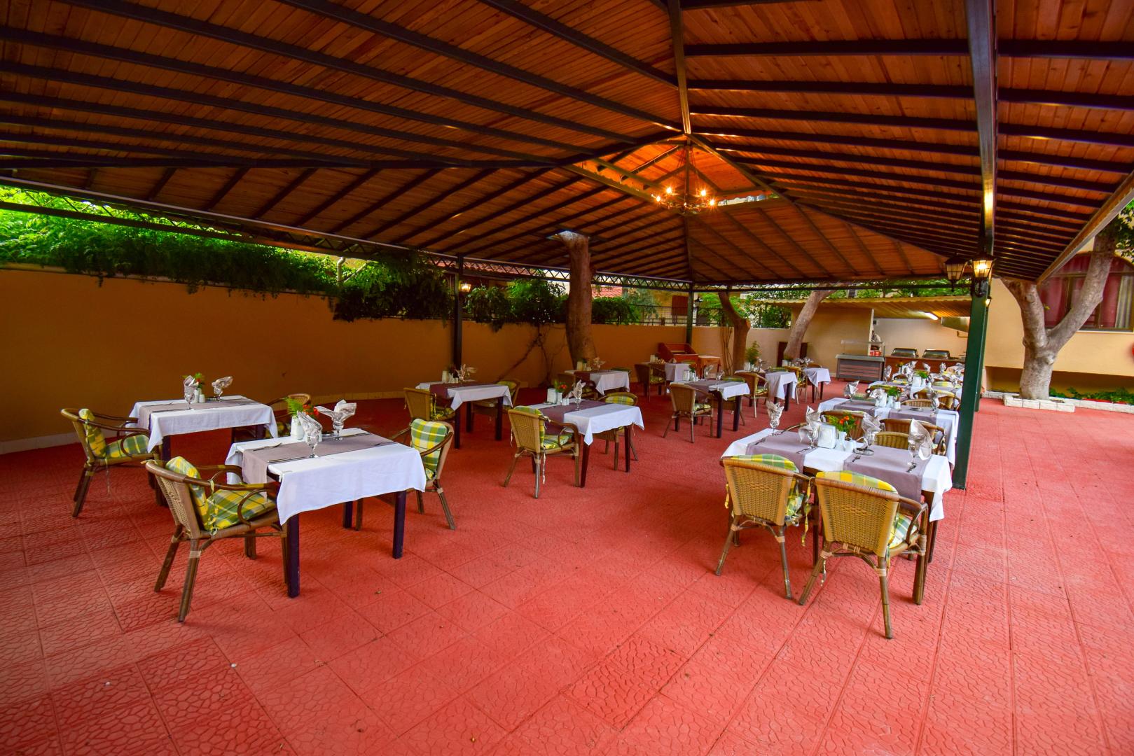 Juniper Hotel & Siesta Hotel image 3