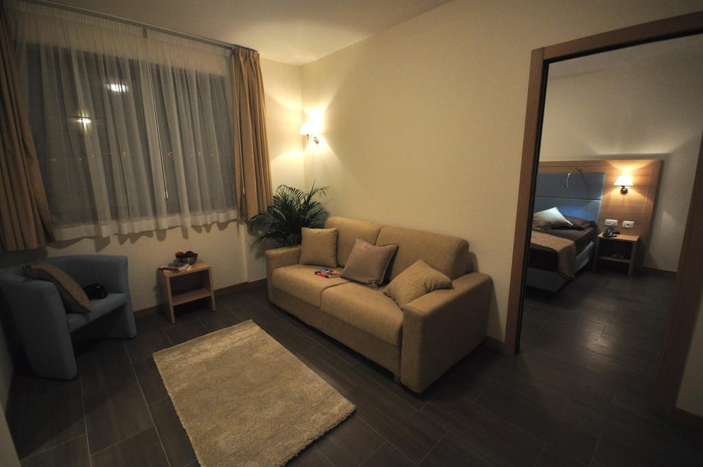 Hotel 325 Tor Vergata foto 13