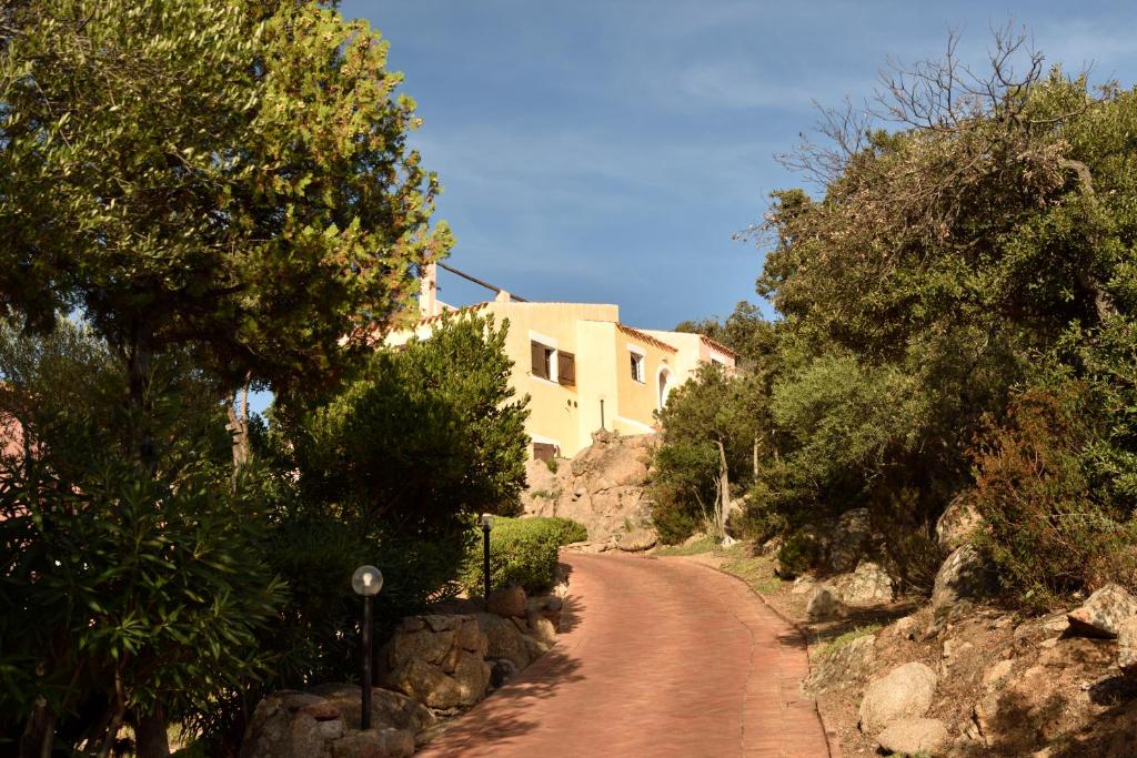 Hoofdingang van het hotel — Bagaglino I Giardini di Porto Cervo