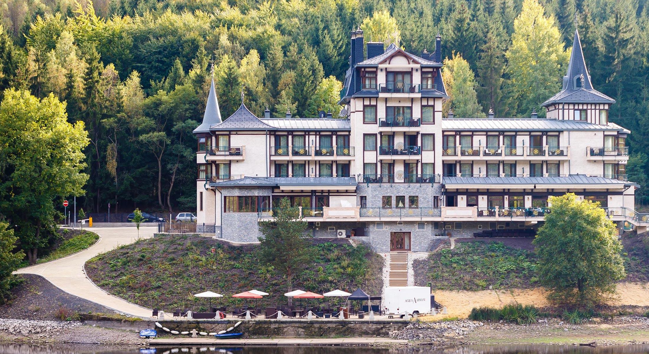 Retro Riverside Wellness Resort foto 180