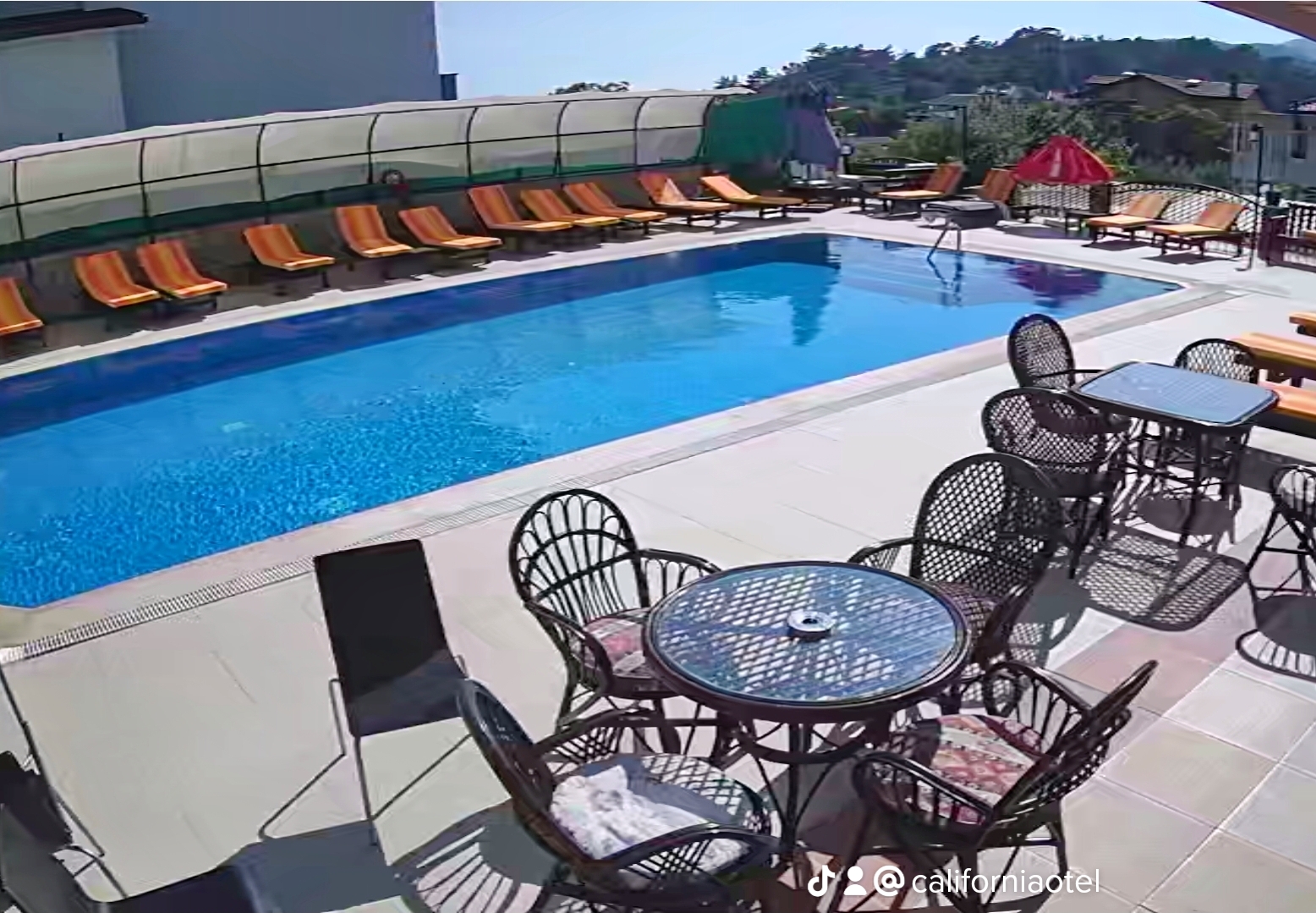 California Apart Hotel image 2