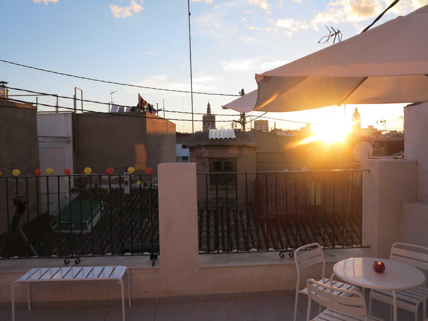 Hulot Hostal Valencia foto 3