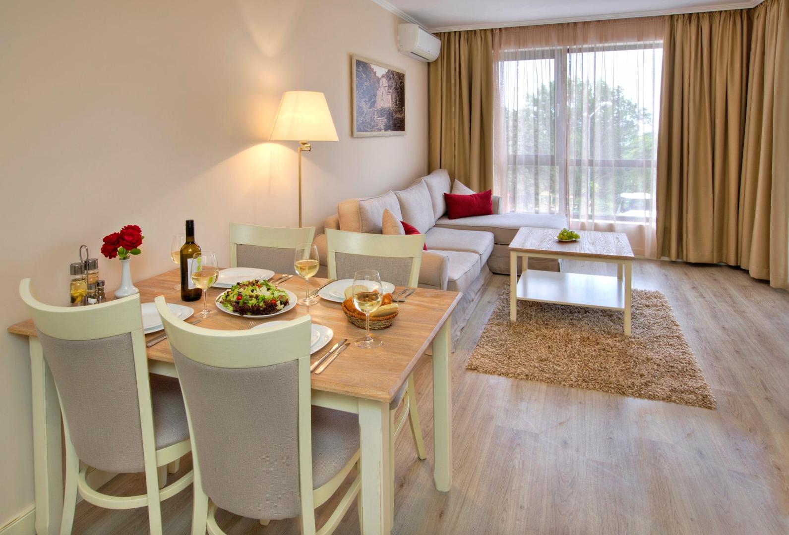 White Rock Castle Suite Hotel foto 33