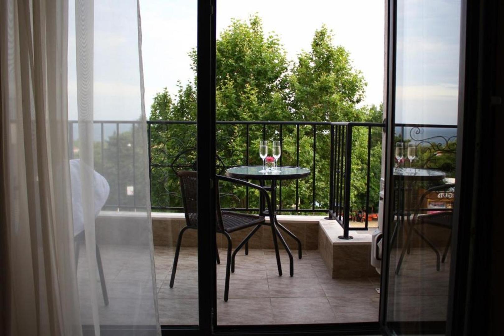 White Rock Castle Suite Hotel foto 6