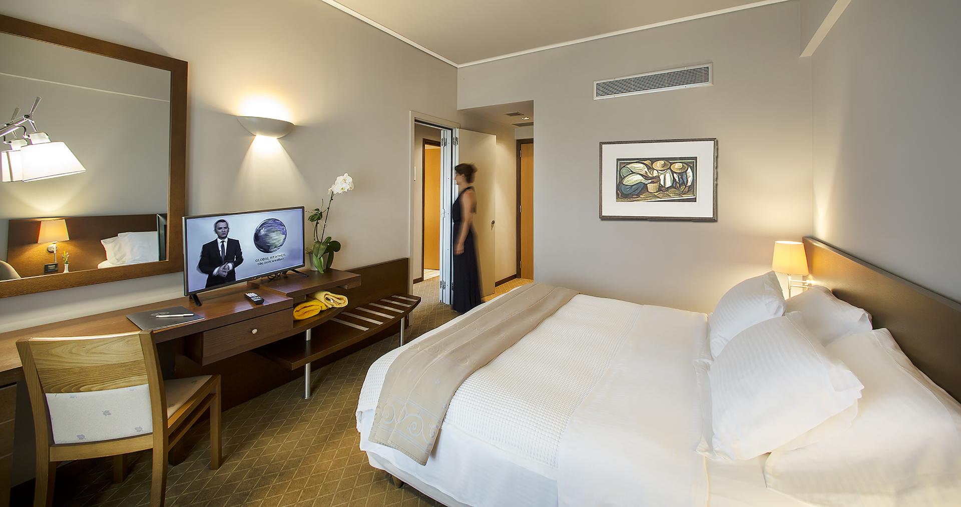 Dekelia Hotel image 3