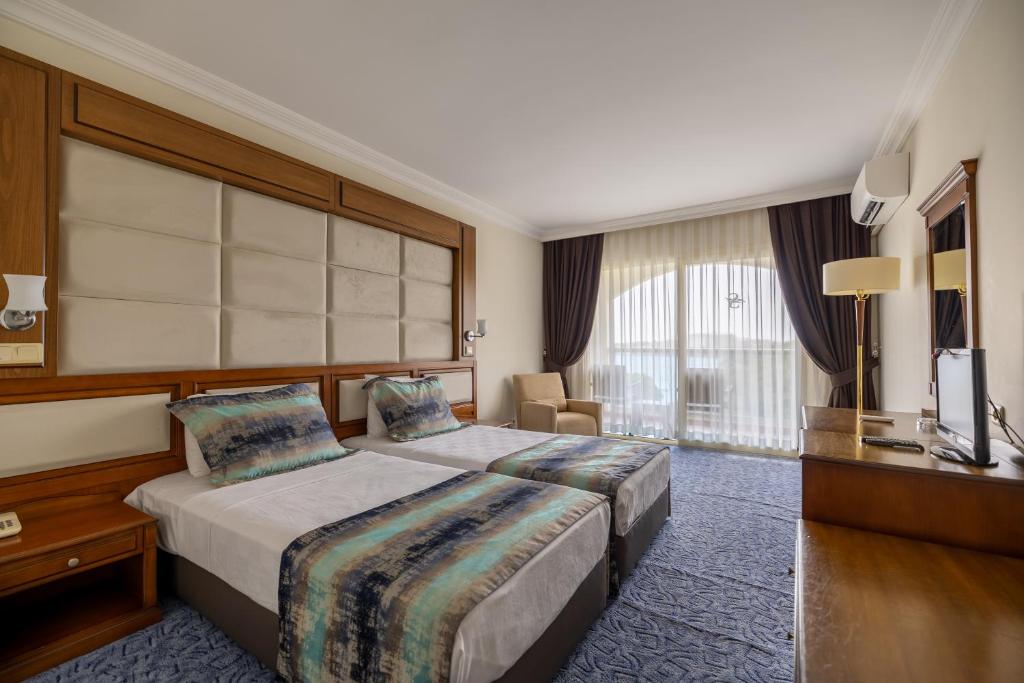 Scala Nuova Beach Hotel image 1