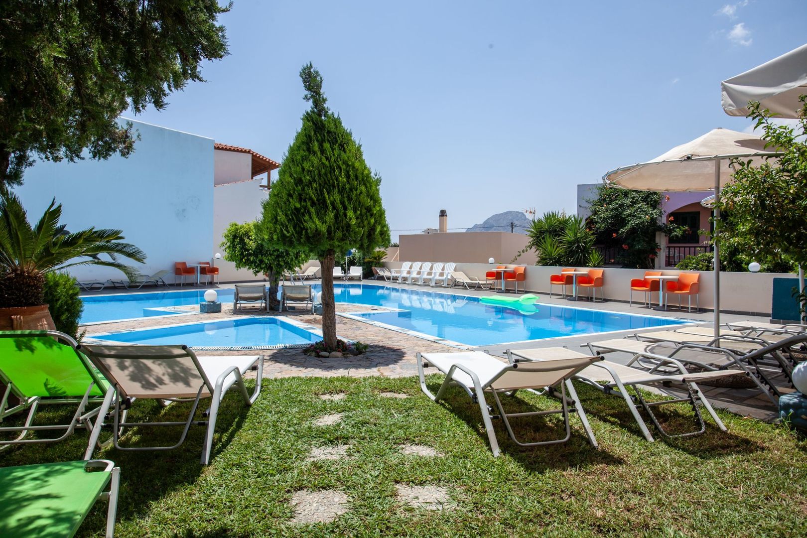 Hotel Myrtis image 1