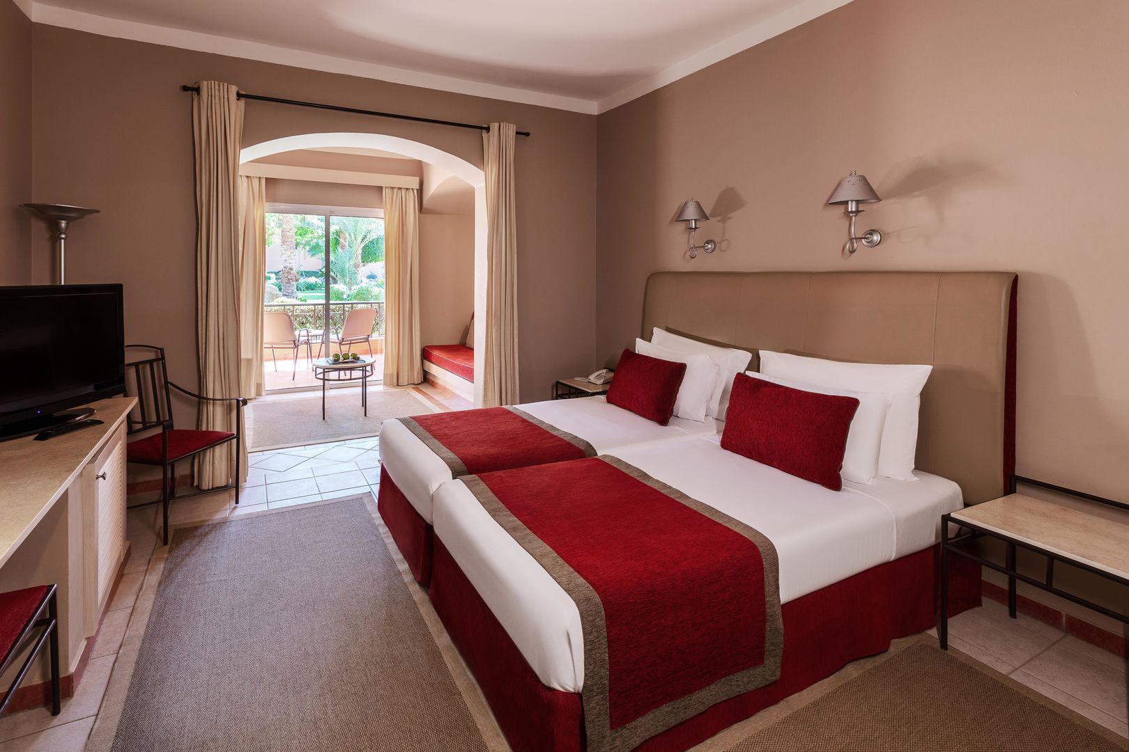 Jaz Makadi Oasis Resort image 2