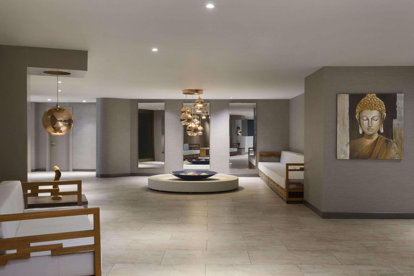Ramada Hotel & Suites by Wyndham Izmir Kemalpasa foto 12