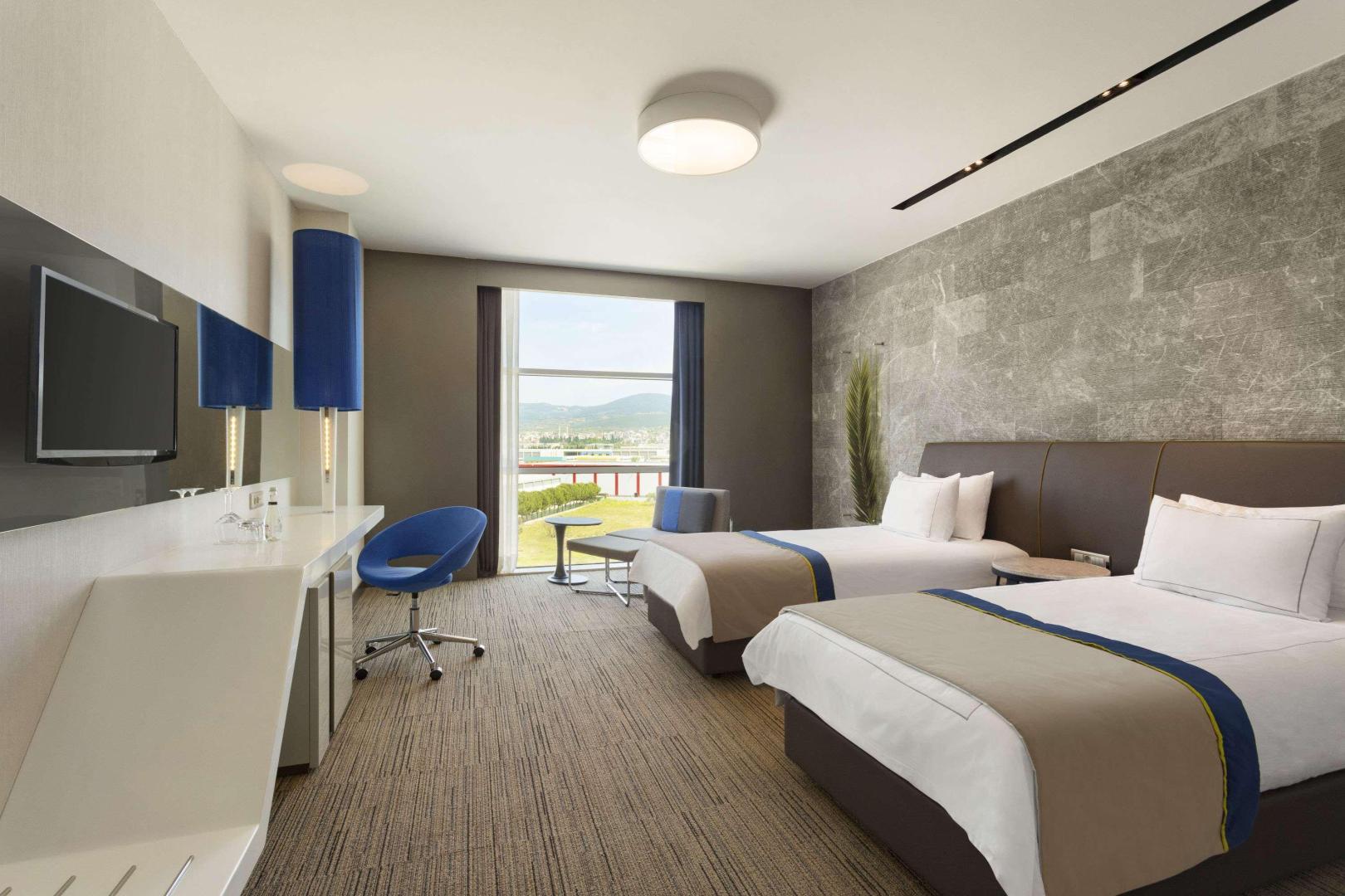 Ramada Hotel & Suites by Wyndham Izmir Kemalpasa foto 8