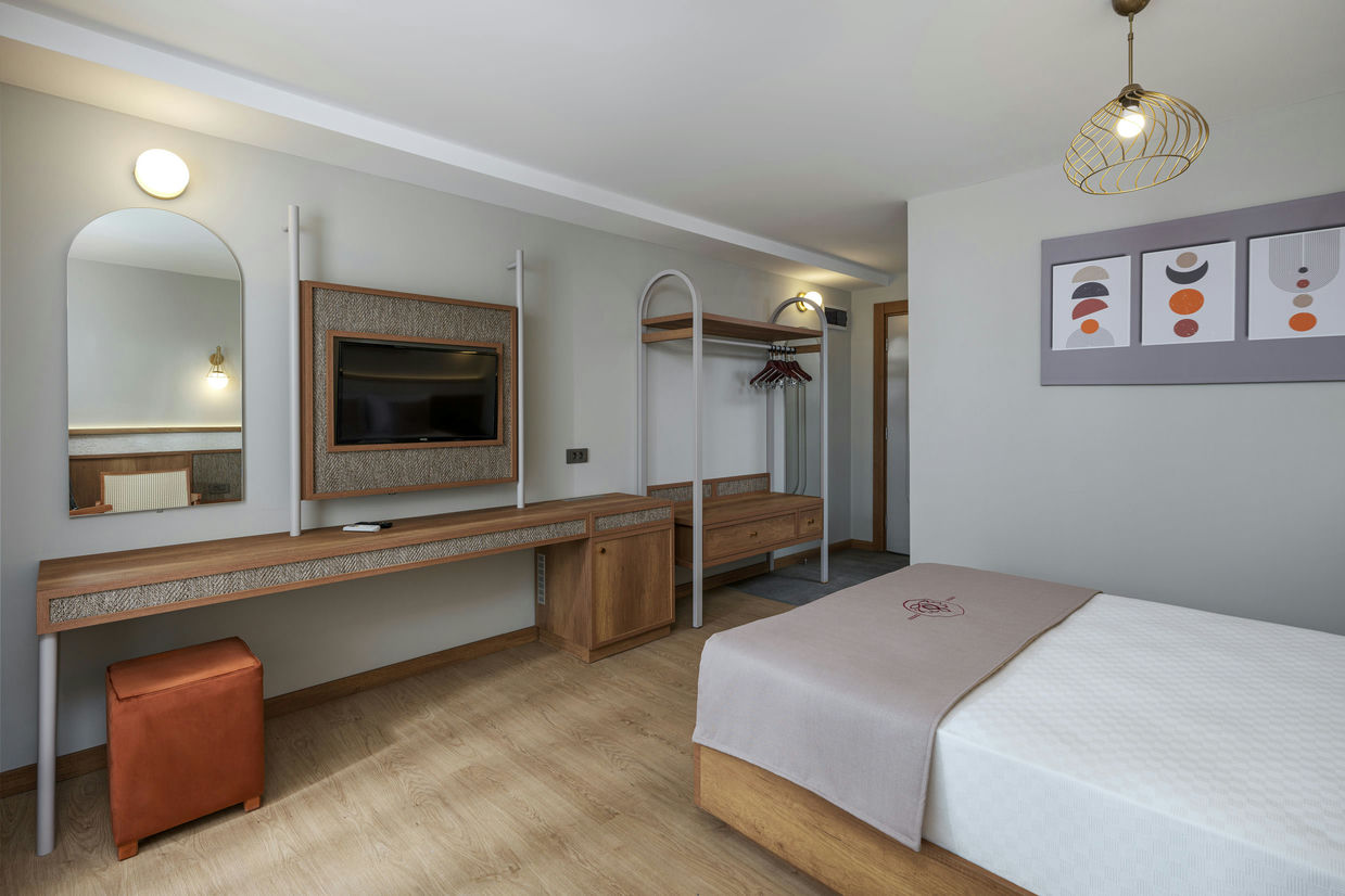 Monk Resort Hotel image 1
