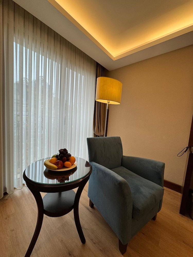 Grand Aras Hotel & Suites image 2