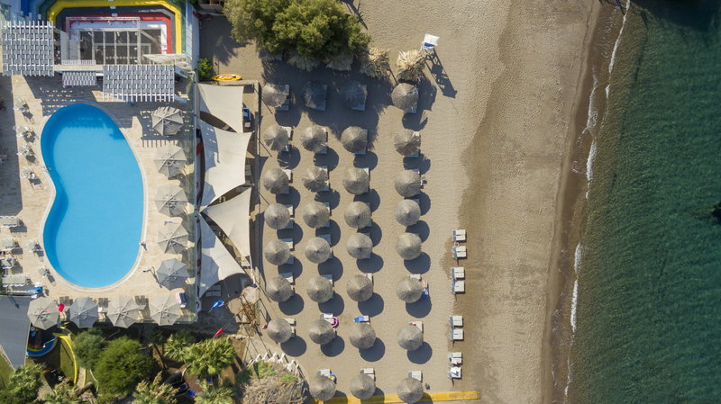 Charm Beach Hotel foto 16