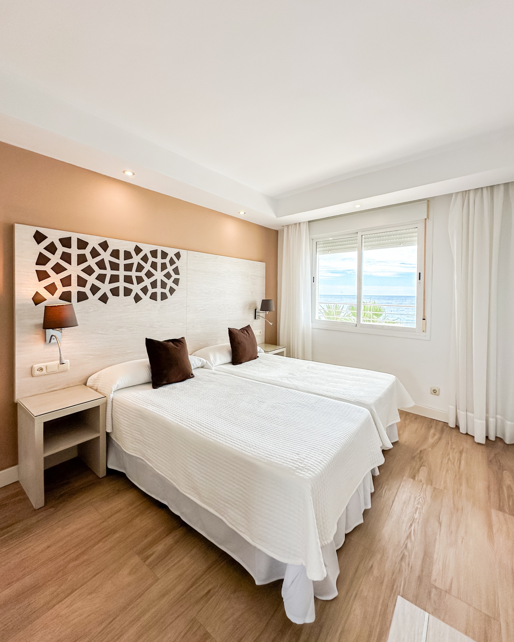 Aparthotel Puerto Azul image 1