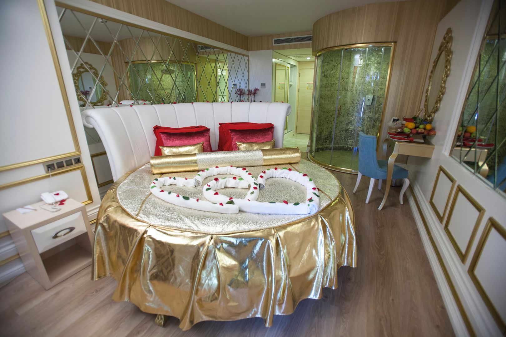 Azura Deluxe Resort & Spa Hotel foto 39