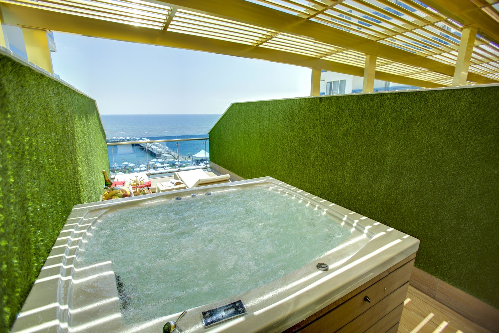 Azura Deluxe Resort & Spa Hotel foto 27