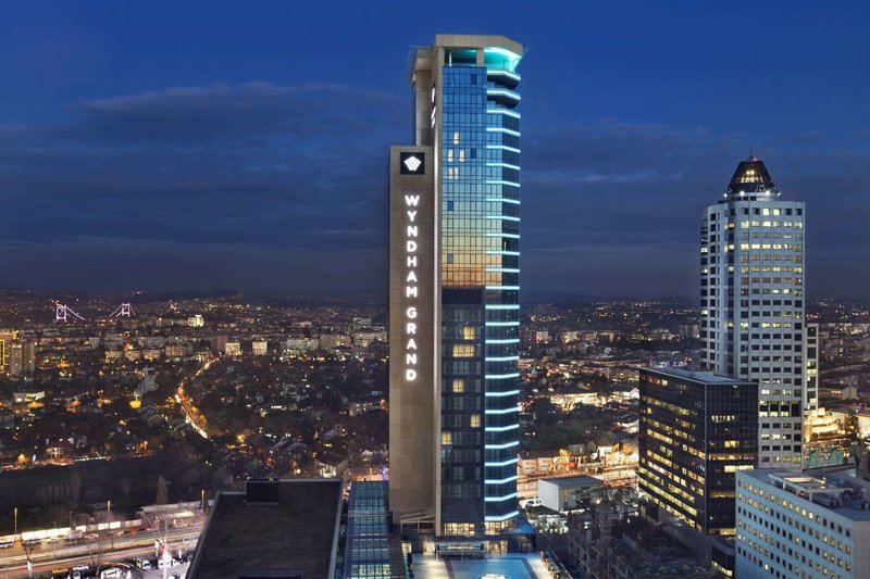 Wyndham Grand Istanbul Levent image 1