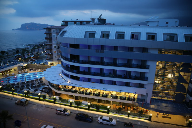 Sunprime C-Lounge Hotel image 0