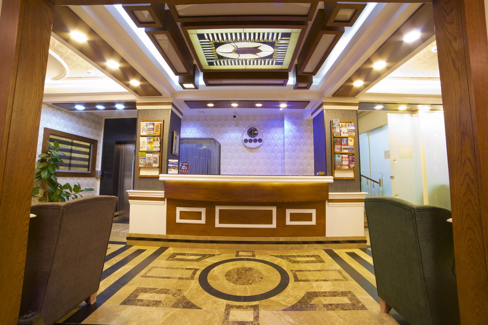 Hotel Black Tulip image 3