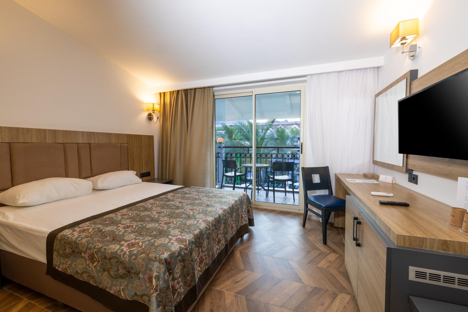 Crystal Aura Beach Resort & Spa foto 33