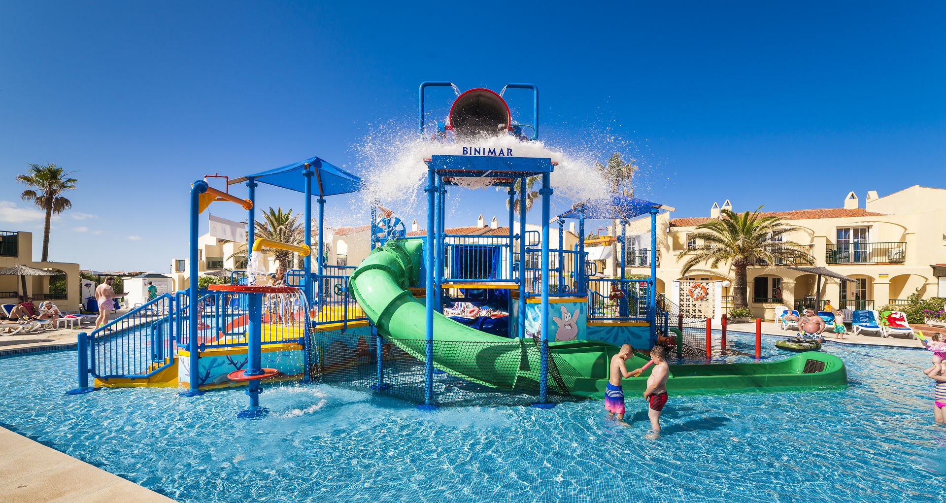 Globales Apartamentos Binimar image 2