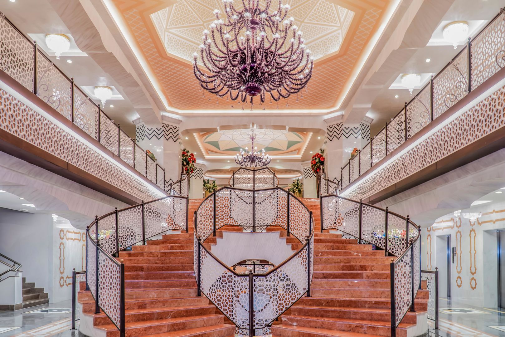 Royal Taj Mahal image 3