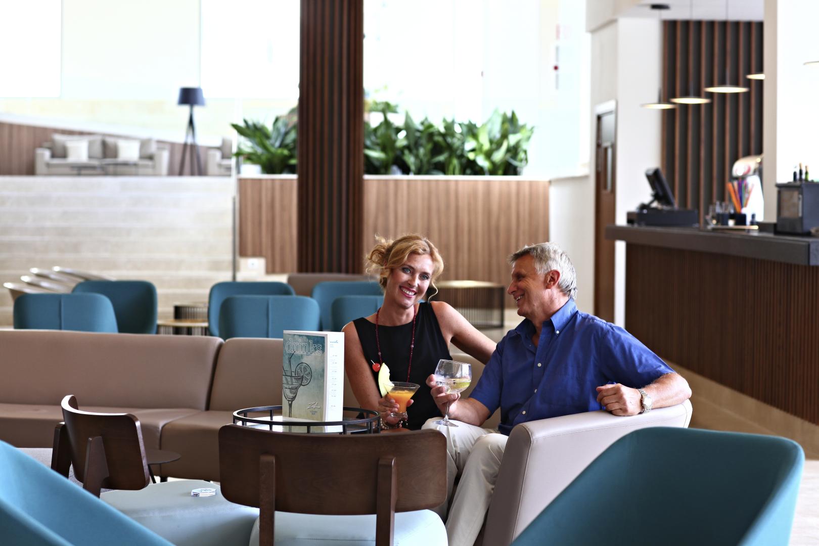 Lobby met receptie — ZAFIRO Palace Alcudia