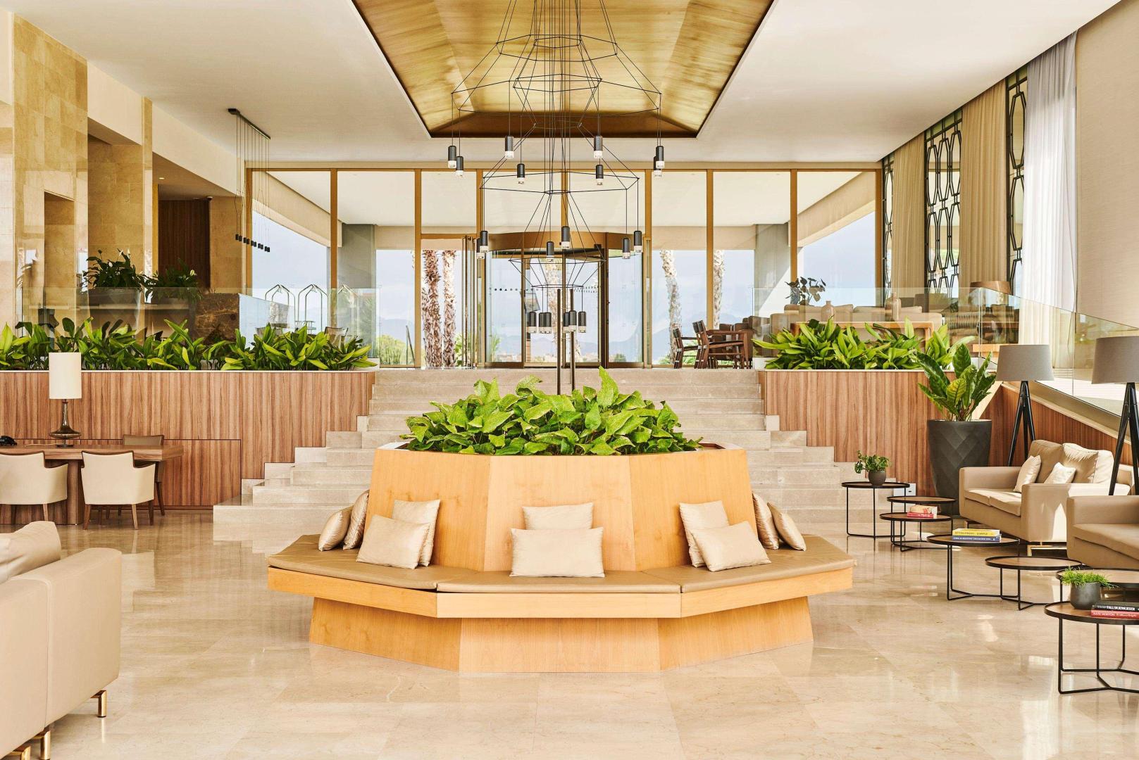 Luxe entreehal — ZAFIRO Palace Alcudia