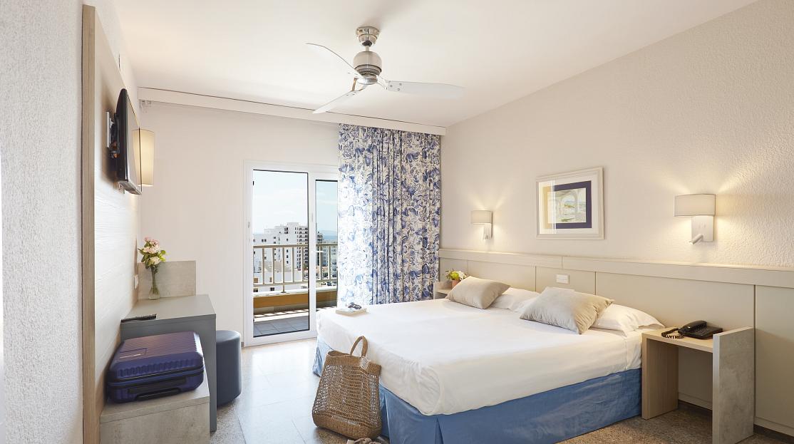 Prestige Goya Park Hotel image 1