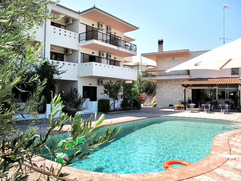 Hotel Skentos foto 7