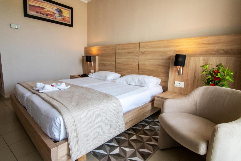 Riadh Palms Resort & Spa image 1