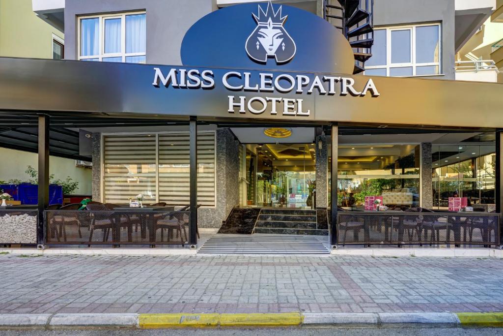 Miss Cleopatra Hotel.