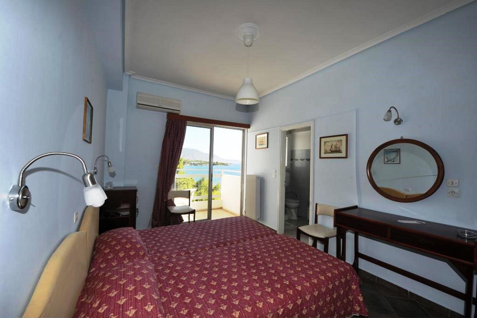 Siagas Beach Hotel image 1