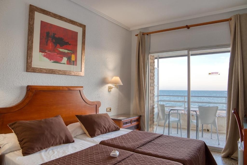 Kamer met twee aparte bedden — Hotel Polamar